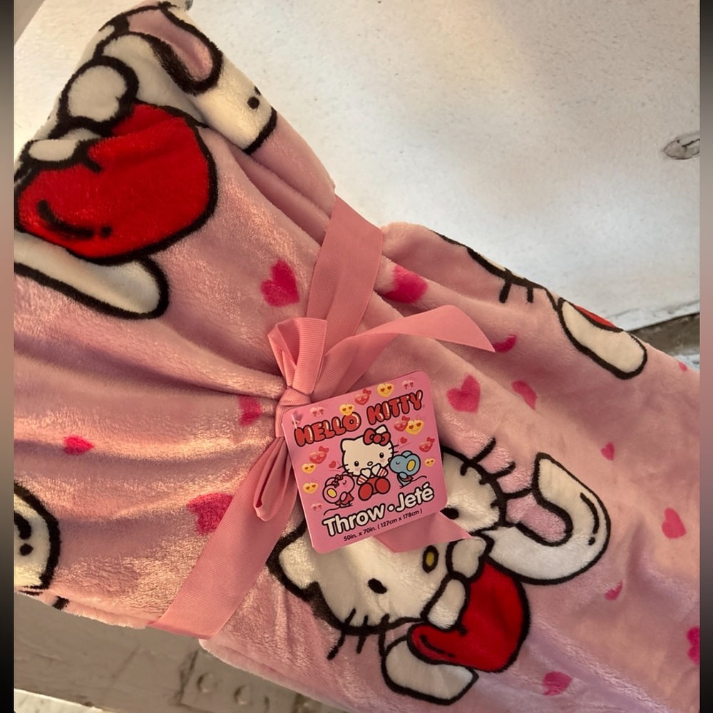 Hello Kitty Pink Valentines Blanket
